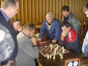 523113_436106409737712_386264610_n