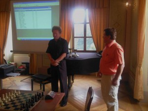 533424_436100883071598_1953900467_n