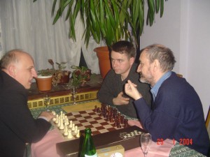 559378_436101916404828_636480734_n